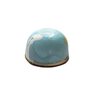 Sugar cookie-inspired white chocolate treat