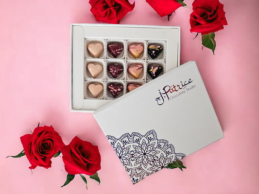 All Hearts 12 Bonbon Valentine's Day Box